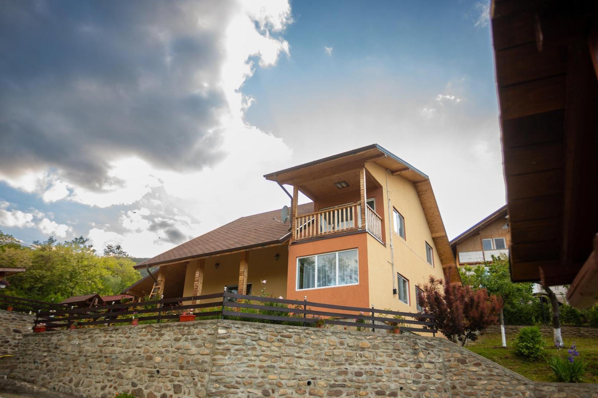 Casa Rumelia Paltineni Εξωτερικό φωτογραφία