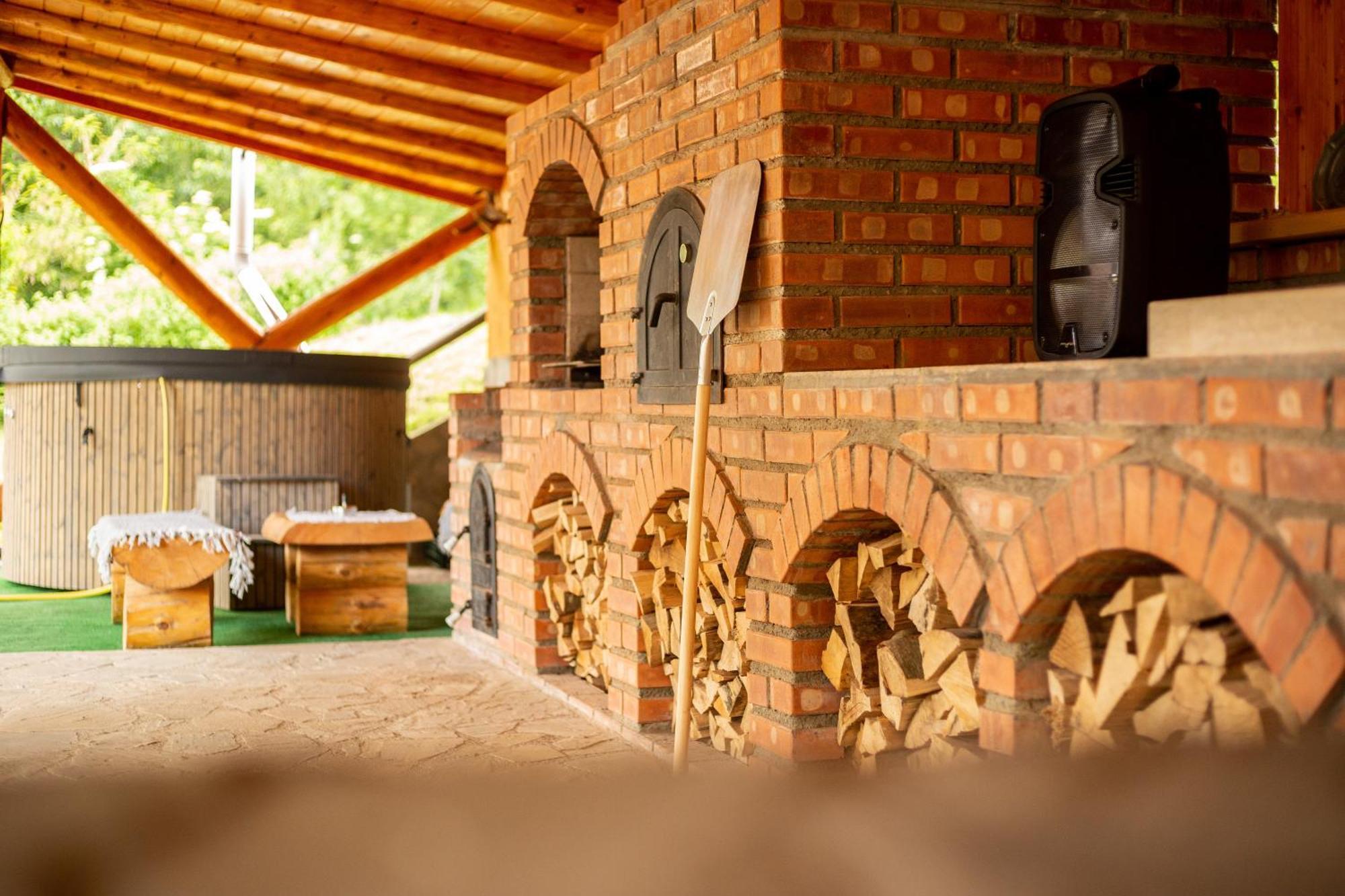 Casa Rumelia Paltineni Εξωτερικό φωτογραφία