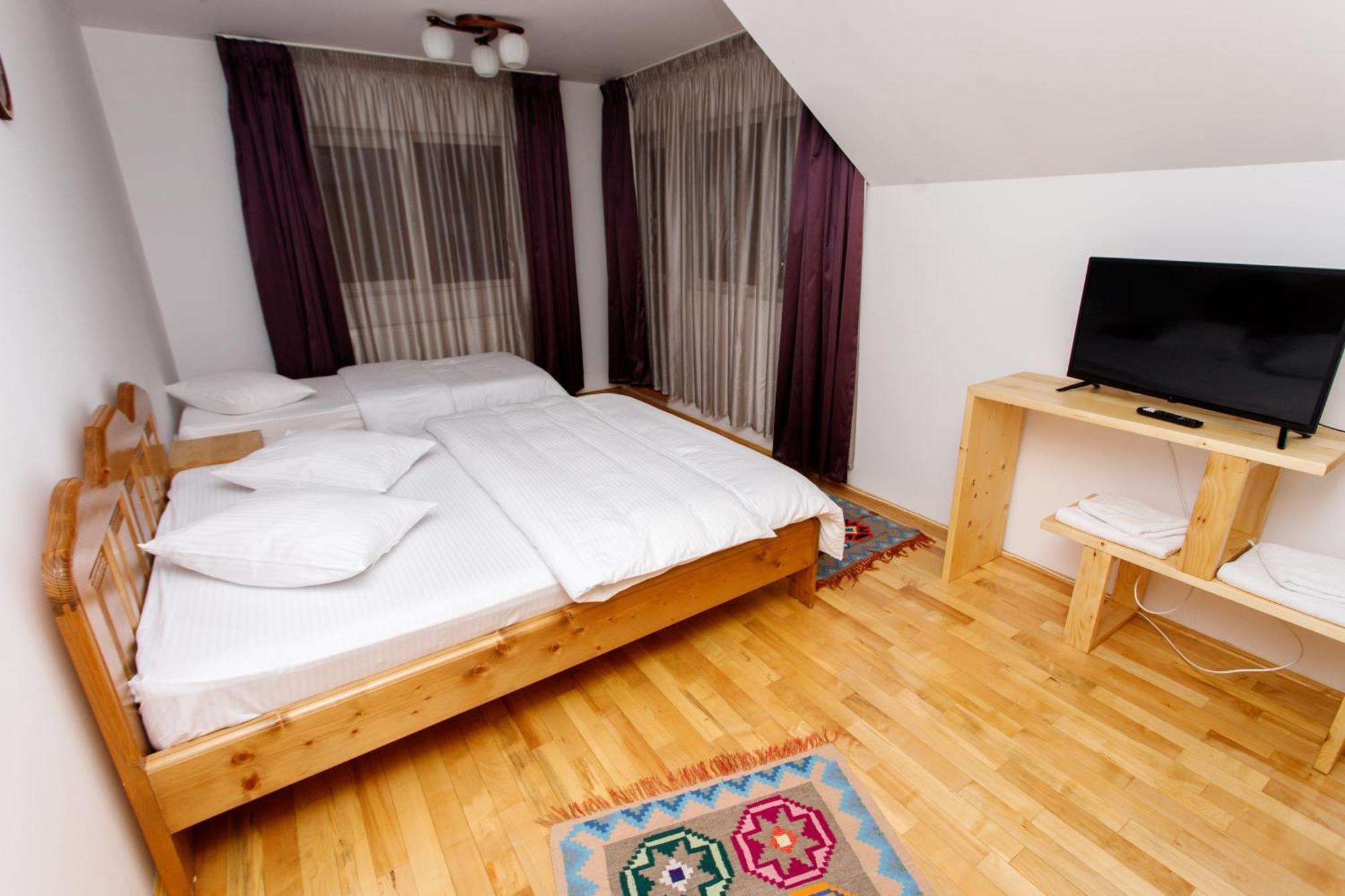 Casa Rumelia Paltineni Εξωτερικό φωτογραφία