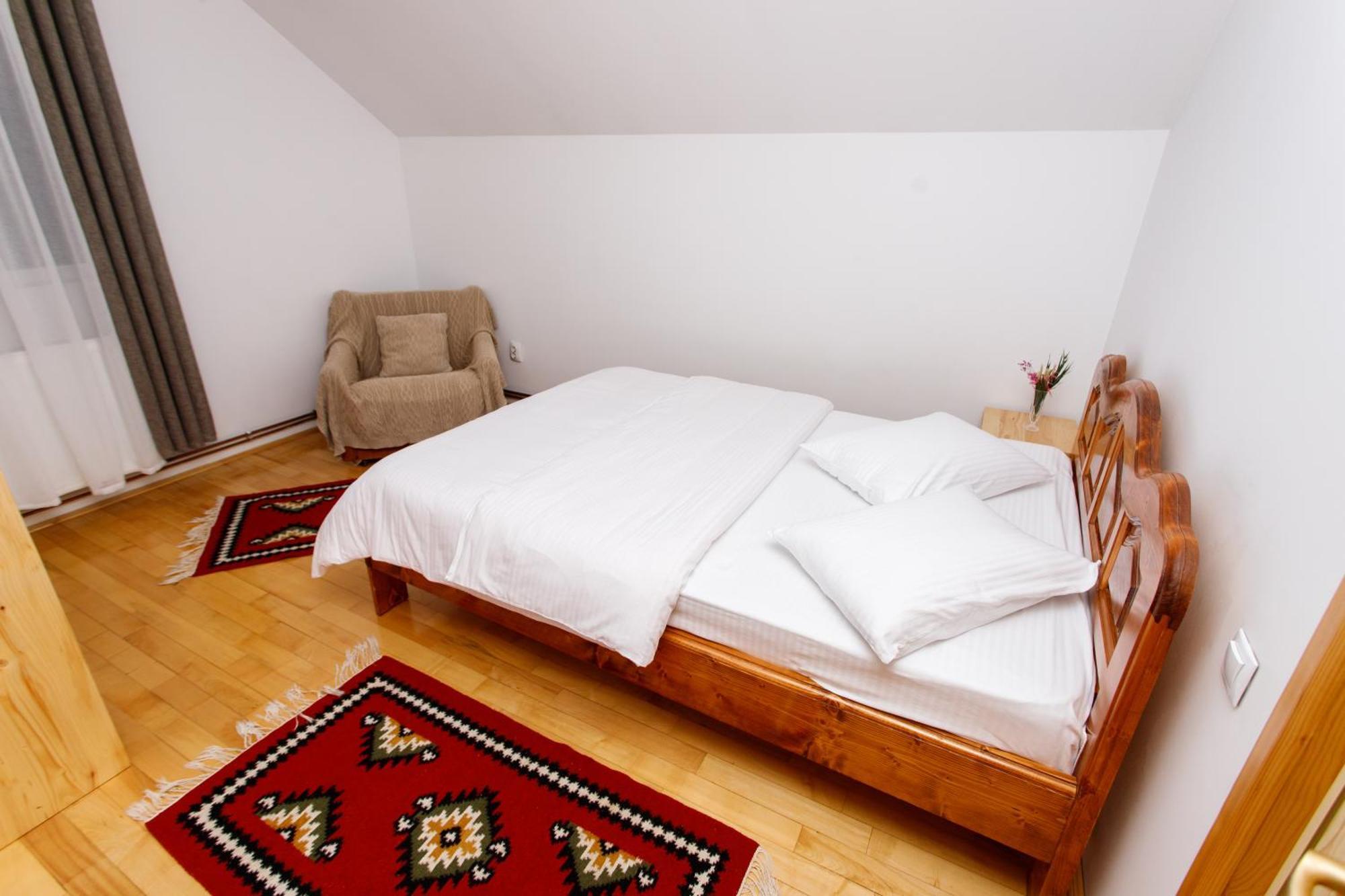 Casa Rumelia Paltineni Εξωτερικό φωτογραφία